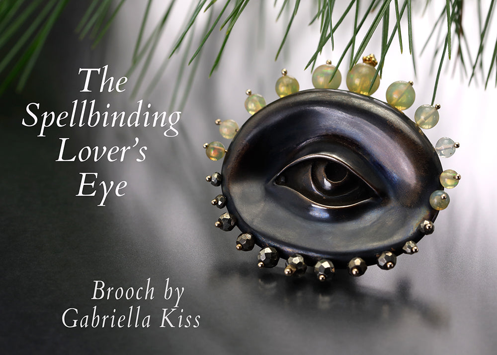 Hauntingly Beautiful 🕸️🕷️