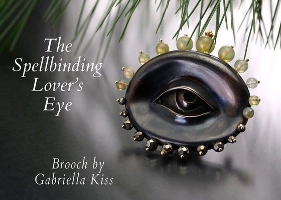 Hauntingly Beautiful 🕸️🕷️