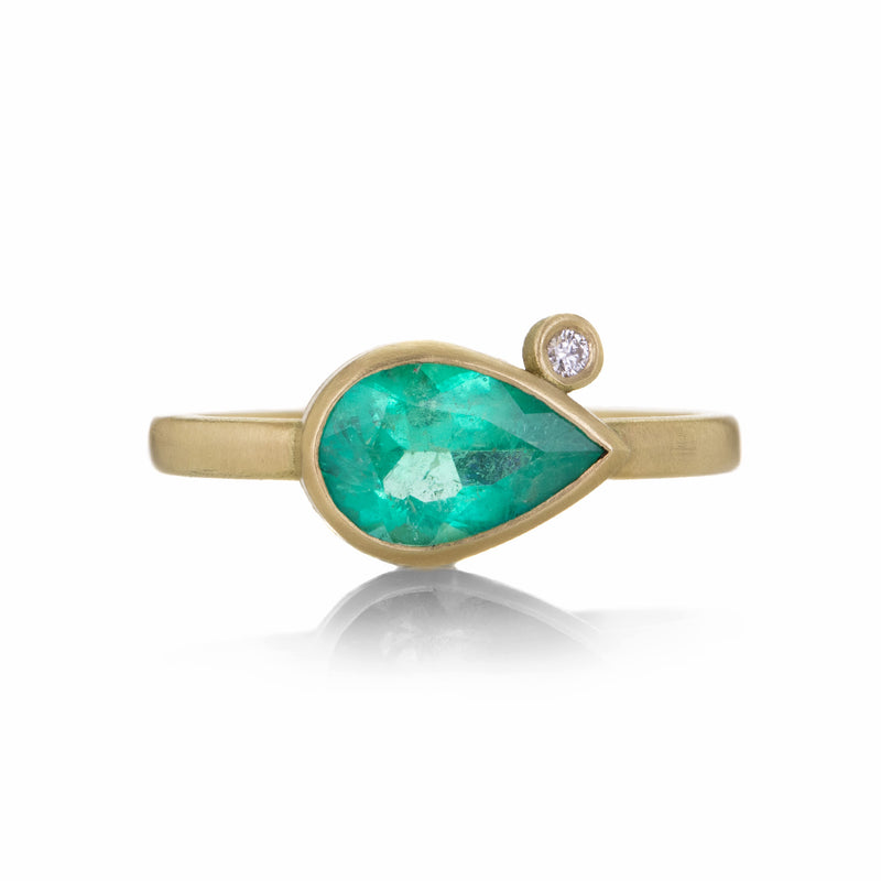 Ananda Khalsa 18k Pear Emerald Ring | Quadrum Gallery