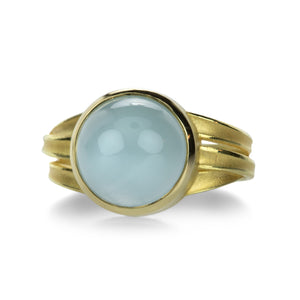 Barbara Heinrich Three Ribbon Round Aquamarine Ring | Quadrum Gallery