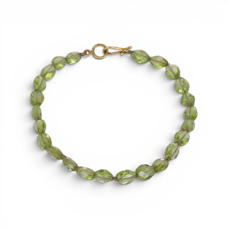 Lena Skadegard Oval Peridot Beaded Bracelet | Quadrum Gallery