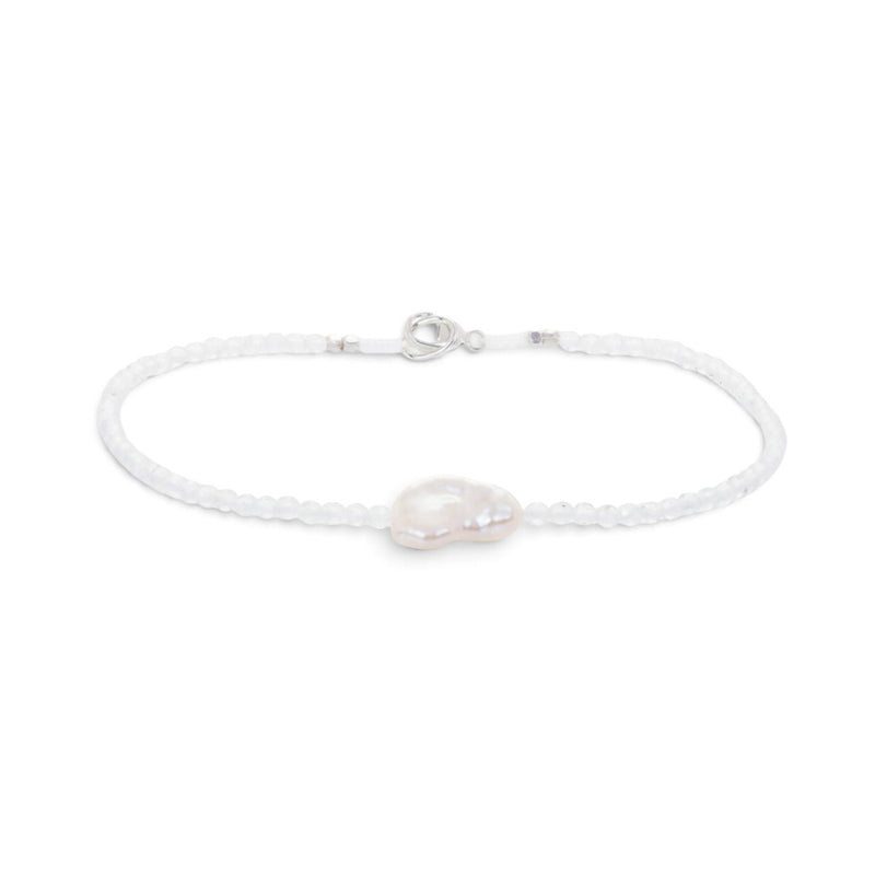 Margaret Solow Rainbow Moonstone and Keishi Pearl Bracelet | Quadrum Gallery