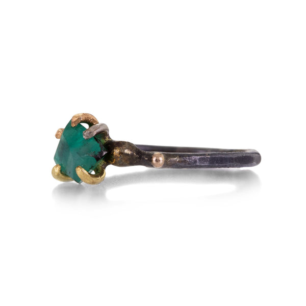 Variance Brazilian Emerald Small Stone Ring | Quadrum Gallery
