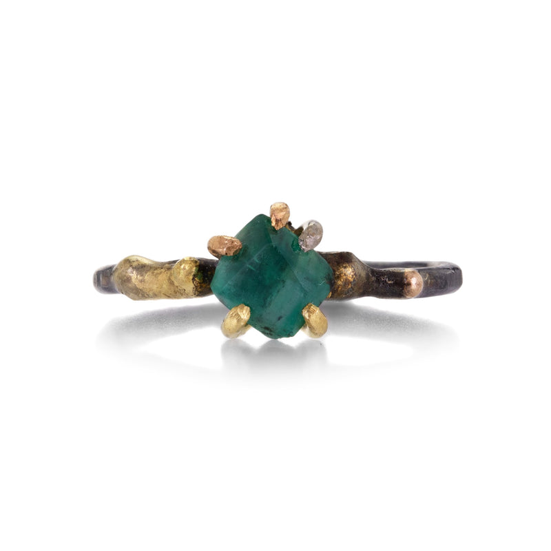 Variance Brazilian Emerald Small Stone Ring | Quadrum Gallery
