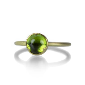 Gabriella Kiss Round Peridot Ring in 3 Scallop Bezel | Quadrum Gallery