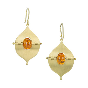 Mallary Marks Mandarin Garnet Mesopotamian Earrings | Quadrum Gallery