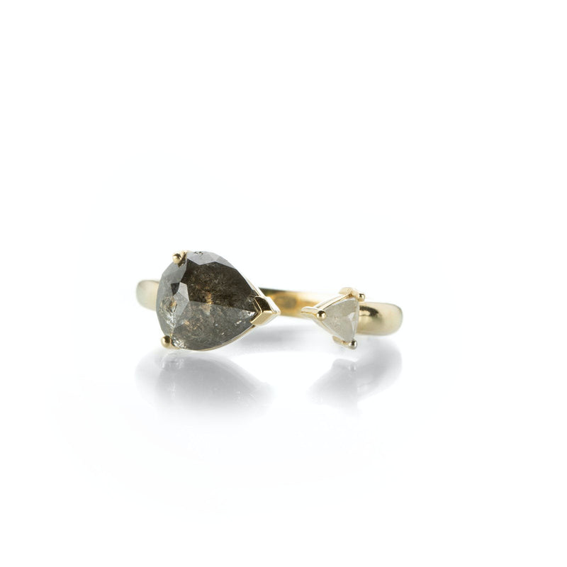 Nicole Landaw Salt and Pepper Diamond Ring | Quadrum Gallery