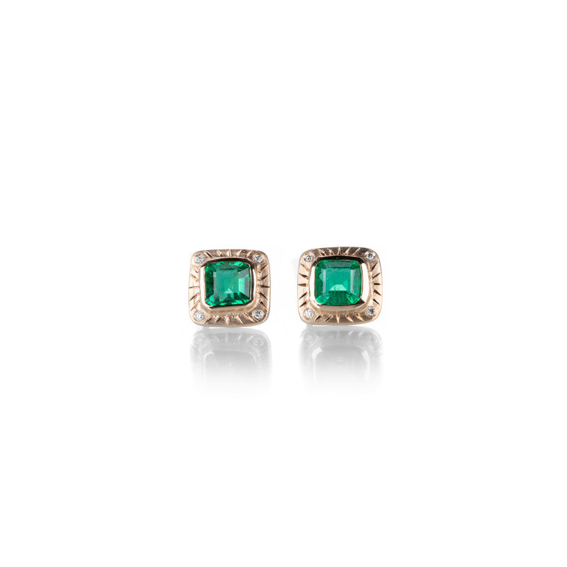 Sirciam Effigy Emerald Earrings | Quadrum Gallery